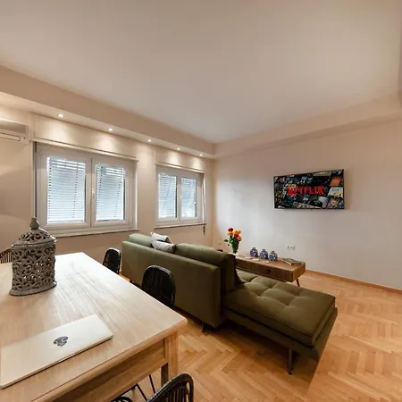 אתונה Kolonaki 2 Bdr Apartment מראה חיצוני תמונה