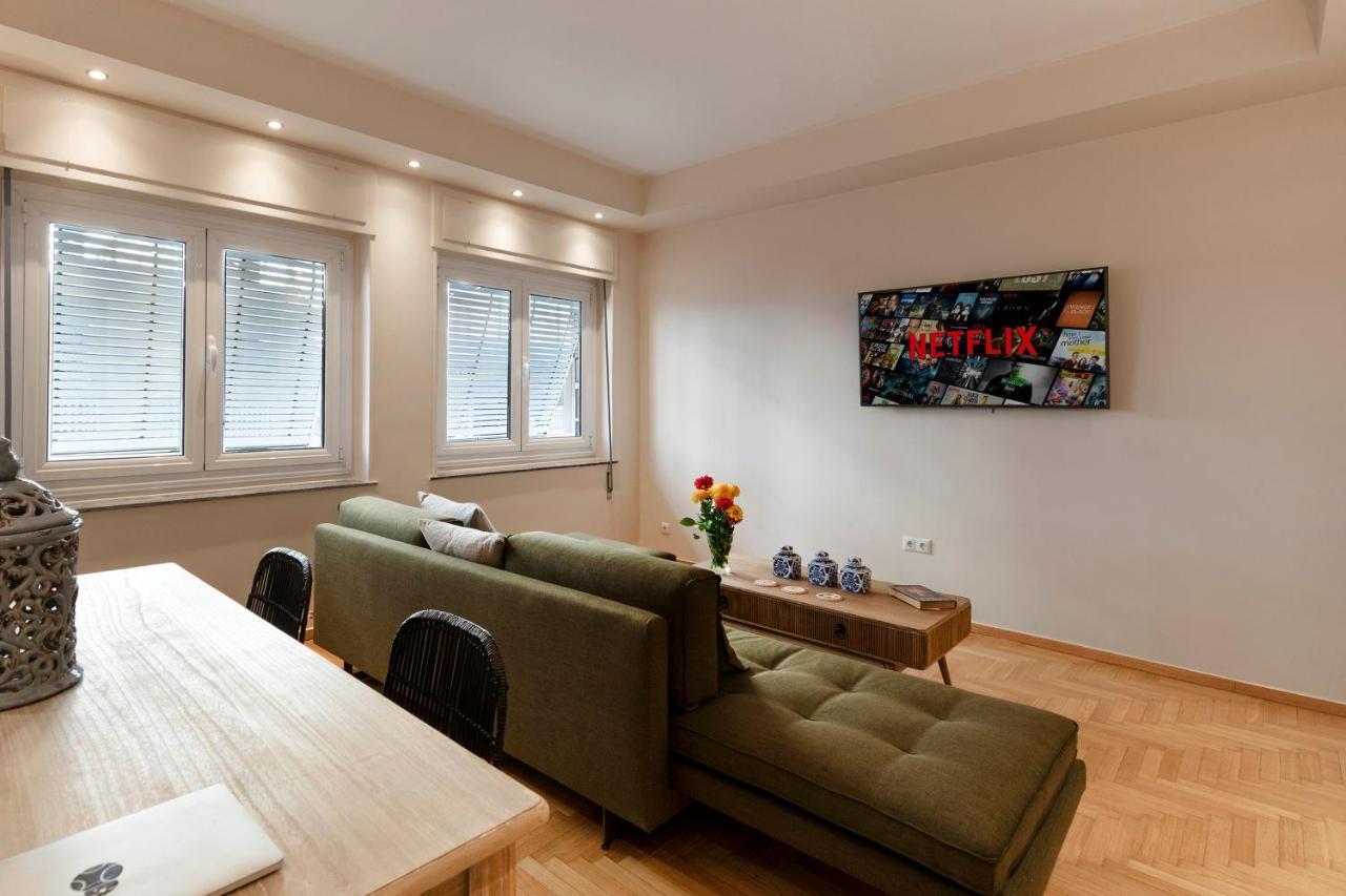Kolonaki 2 Bdr * Athens