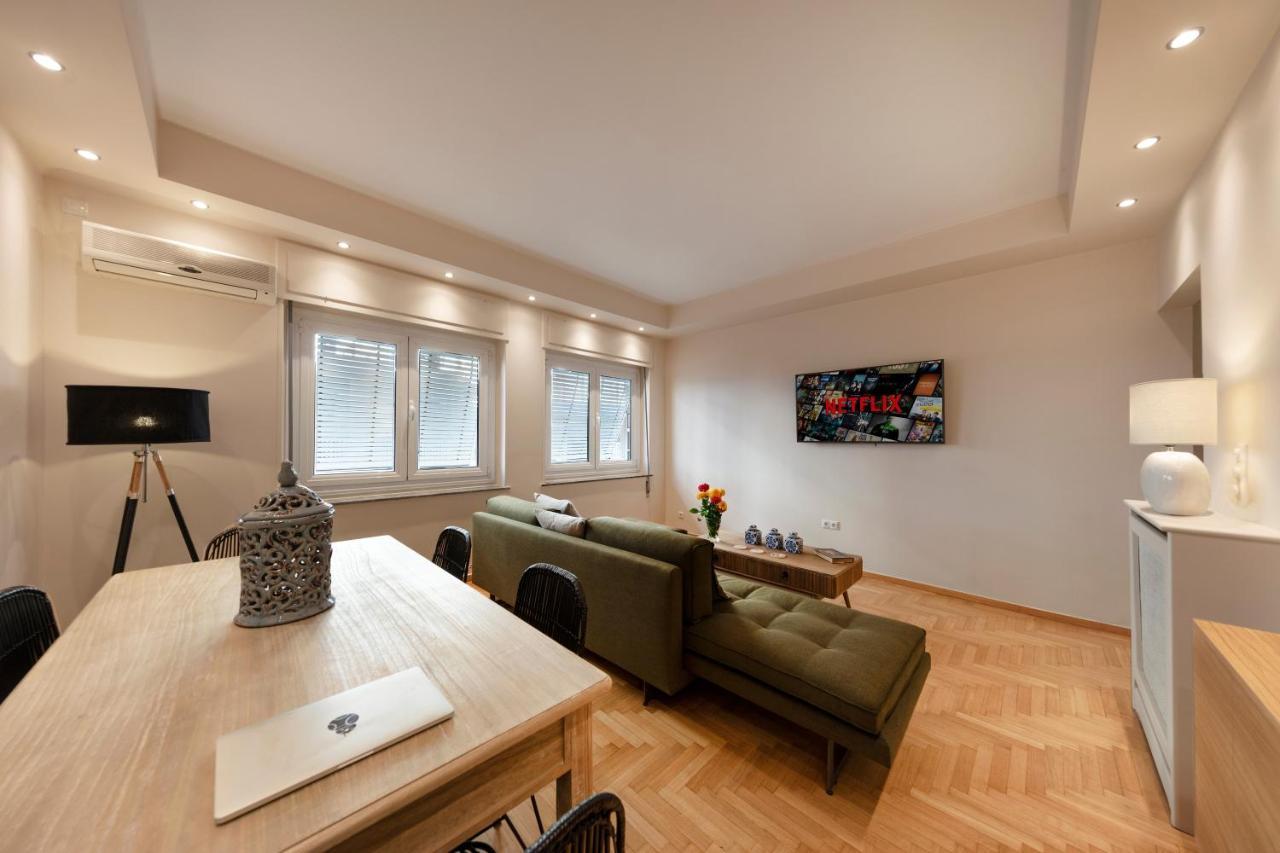 Kolonaki 2 Bdr Appartement *